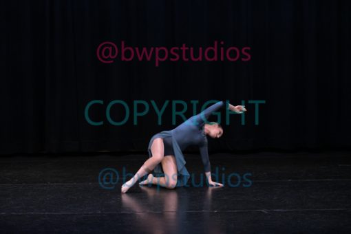 W03 5827