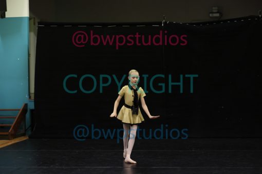 W09 1832